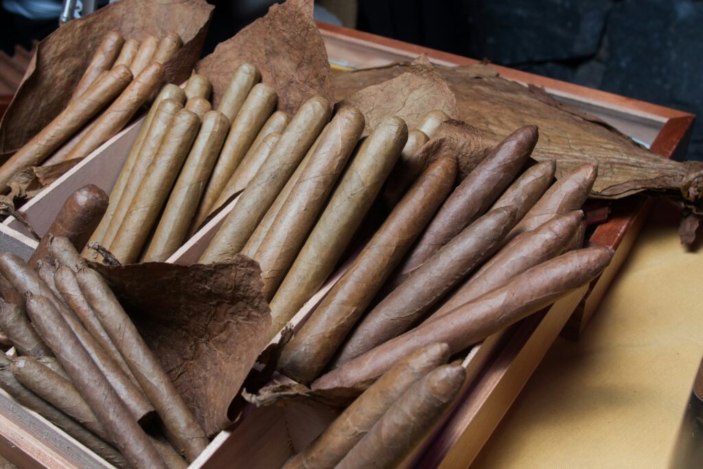 Different Size & Vitola Cigars For Your Brand